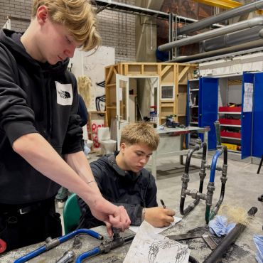 Måndag = fullt fokus i verkstäderna på Campus Kungsgården. 🙌

#yaösterbotten #utbildningenfördig