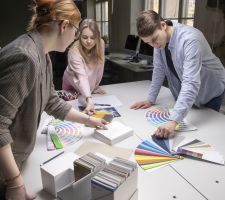 Utövare av visuell framställning